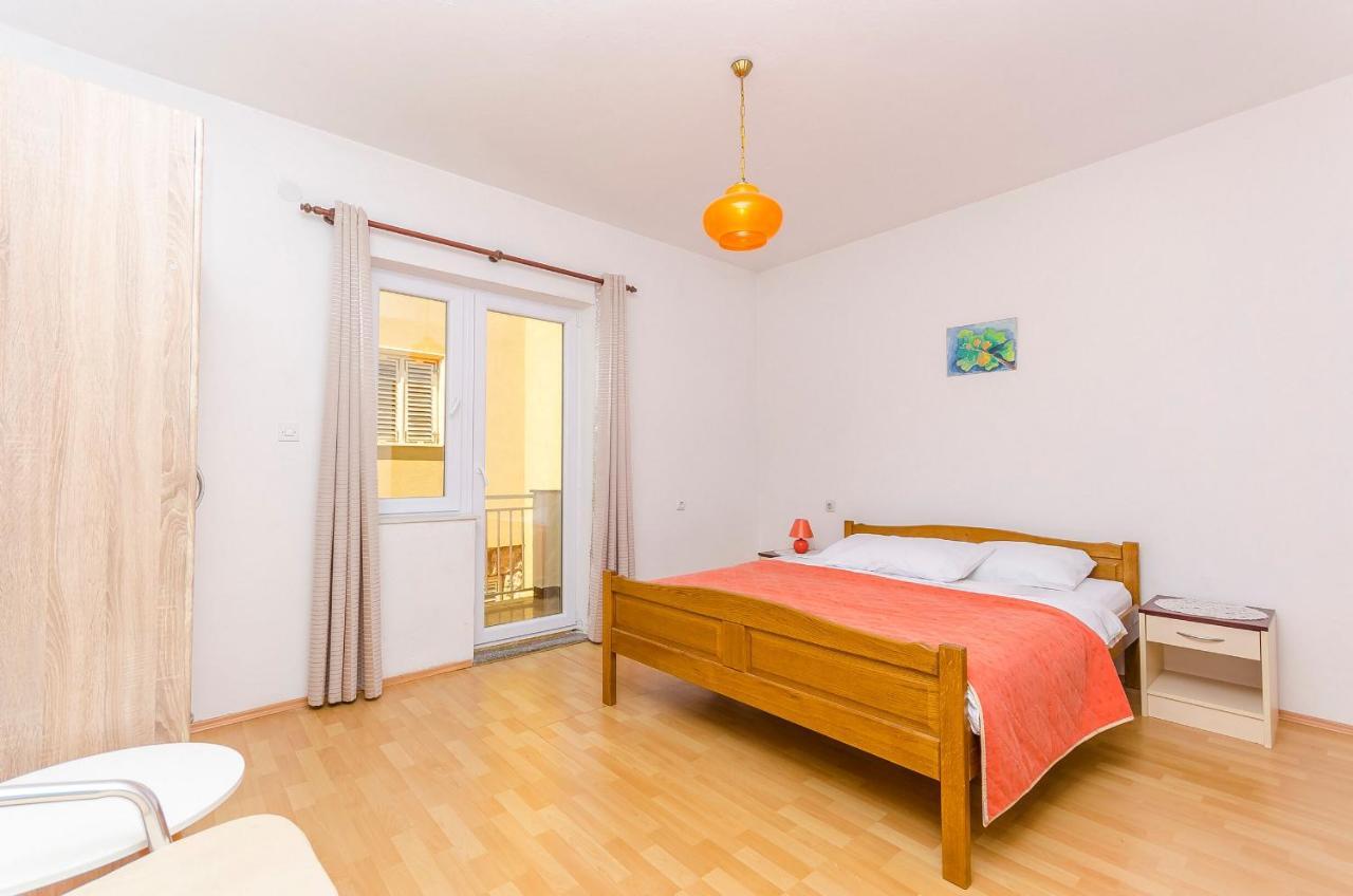 Apartments Zora Starigrad Paklenica Eksteriør bilde